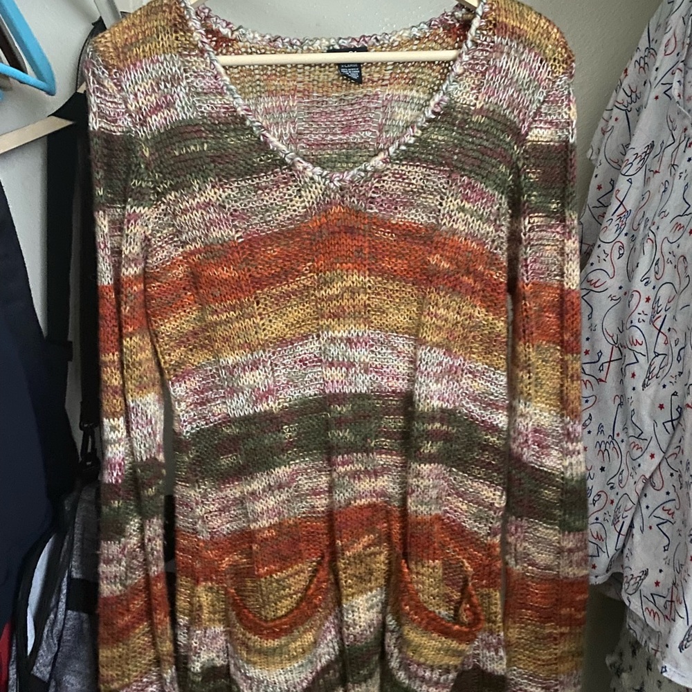 multicolor knit sweater with front pockets